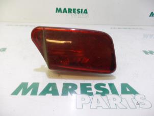 Gebruikte Mistachterlicht Fiat Stilo (192A/B) 1.6 16V 5-Drs. Prijs € 14,00 Margeregeling aangeboden door Maresia Parts