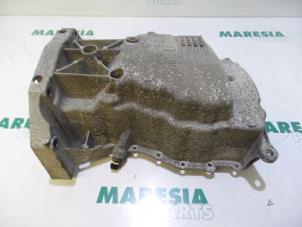 Gebruikte Carterpan Renault Clio III (BR/CR) 1.4 16V Prijs € 40,00 Margeregeling aangeboden door Maresia Parts