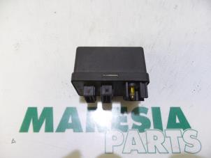 Gebruikte Relais Voorgloei Alfa Romeo 156 Sportwagon (932) 1.9 JTD 16V Prijs € 25,00 Margeregeling aangeboden door Maresia Parts