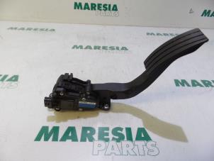Gebruikte Gaspedaalpositie Sensor Renault Twingo II (CN) 1.5 dCi 90 FAP Prijs € 40,00 Margeregeling aangeboden door Maresia Parts