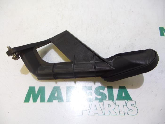Gebruikte Oliepomp Citroen C5 II Berline (RC) 2.0 16V Prijs € 25,00 Margeregeling aangeboden door Maresia Parts