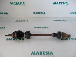 Gebruikte Cardanas rechts-voor (VWA) Renault Scénic I (JA) 1.6 16V Prijs € 35,00 Margeregeling aangeboden door Maresia Parts