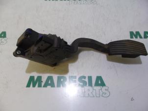 Gebruikte Gaspedaalpositie Sensor Fiat Grande Punto (199) 1.4 T-Jet 16V Prijs € 15,00 Margeregeling aangeboden door Maresia Parts