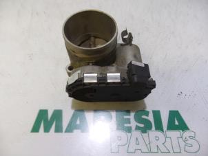 Gebruikte Gasklephuis Alfa Romeo 147 (937) 1.6 Twin Spark 16V Prijs € 75,00 Margeregeling aangeboden door Maresia Parts