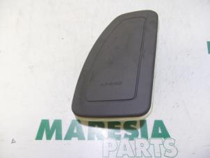 Gebruikte Airbag stoel (zitplaats) Peugeot 407 (6D) 2.0 16V Prijs € 30,00 Margeregeling aangeboden door Maresia Parts
