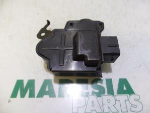 Gebruikte Computer Diversen Citroen C4 Cactus (0B/0P) 1.6 Blue Hdi 100 Prijs € 50,00 Margeregeling aangeboden door Maresia Parts