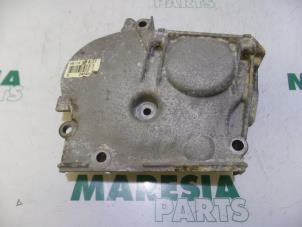 Gebruikte Distributiedeksel Renault Scénic II (JM) 1.6 16V Prijs € 35,00 Margeregeling aangeboden door Maresia Parts