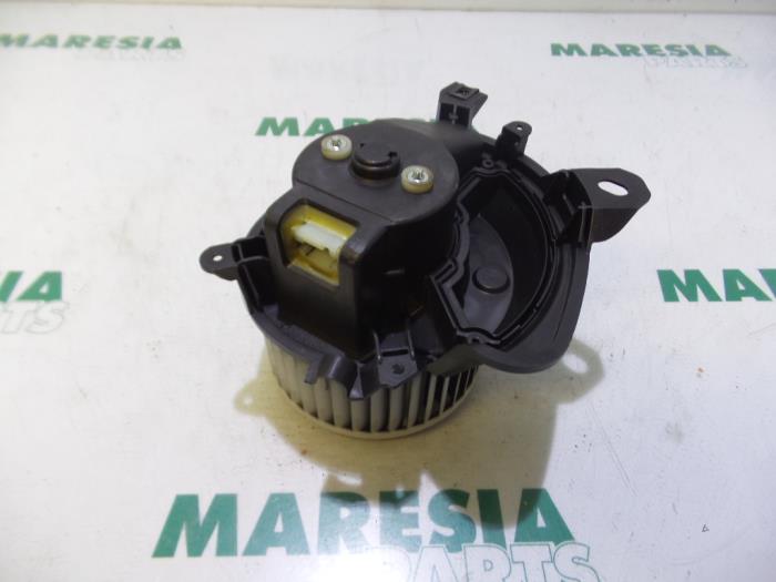 FIAT Punto 3 generation (2005-2020) Other Control Units 77364956 19505113