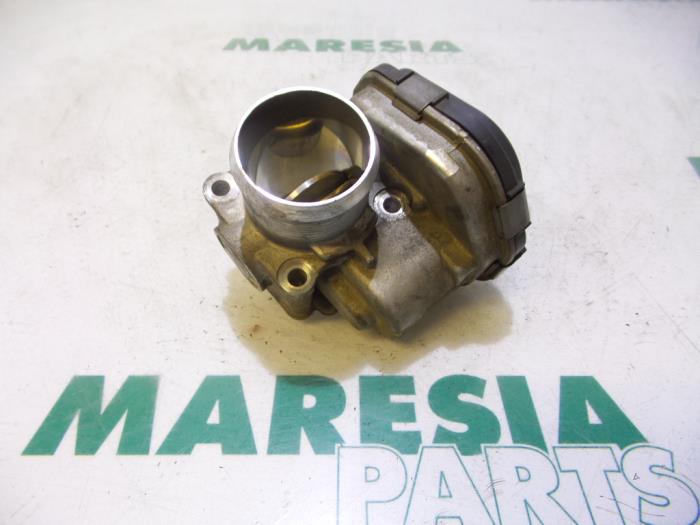 Gebruikte Gasklephuis Peugeot Expert (G9) 1.6 HDi 90 Prijs € 24,20 Inclusief btw aangeboden door Maresia Parts