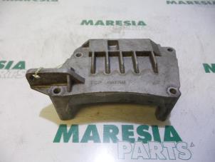 Gebruikte Motorsteun Fiat Panda (169) 1.3 JTD 16V Multijet Prijs € 40,00 Margeregeling aangeboden door Maresia Parts