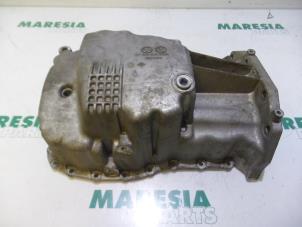 Gebruikte Carterpan Dacia Logan (LS) 1.6 16V Prijs € 30,00 Margeregeling aangeboden door Maresia Parts