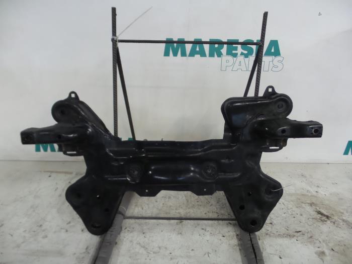 Gebruikte Subframe Citroen C3 (SC) 1.6 HDi 92 Prijs € 105,00 Margeregeling aangeboden door Maresia Parts