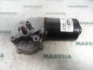 Gebruikte Ruitenwissermotor voor Fiat Stilo (192A/B) 2.4 20V Abarth 3-Drs. Prijs € 25,00 Margeregeling aangeboden door Maresia Parts