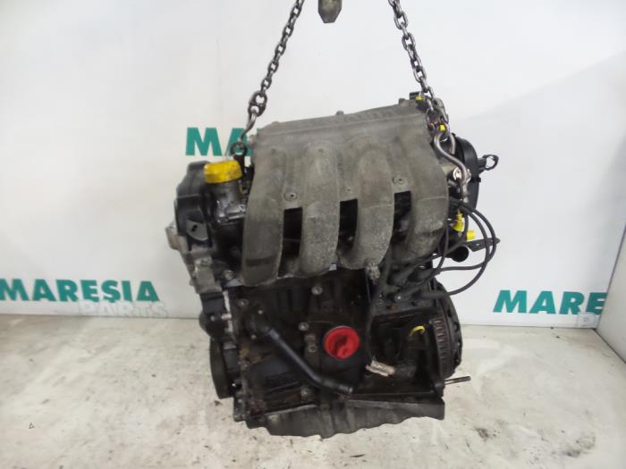 Gebruikte Motor Renault Laguna II (BG) 2.0 16V IDE Prijs € 360,00 Margeregeling aangeboden door Maresia Parts
