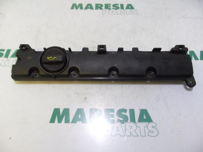 Gebruikte Kleppendeksel Citroen Xsara Picasso (CH) 1.8 16V Prijs € 25,00 Margeregeling aangeboden door Maresia Parts