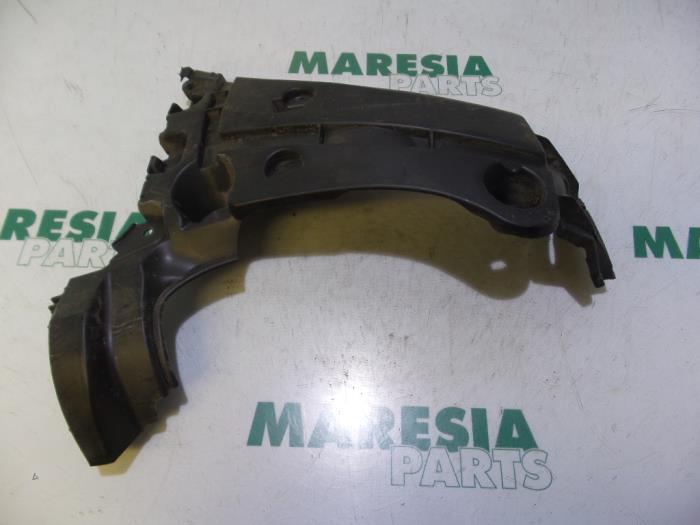 Gebruikte Bumperframe achter Renault Kangoo Express (FW) ZE Prijs € 30,25 Inclusief btw aangeboden door Maresia Parts