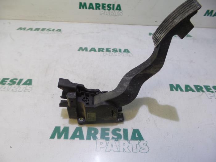 Gebruikte Gaspedaalpositie Sensor Citroen Jumper (U9) 2.2 HDi 100 Prijs € 50,00 Margeregeling aangeboden door Maresia Parts