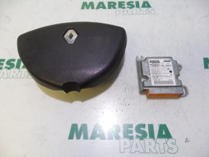 Gebruikte Airbag Set + Module Renault Master II (FD/HD) 2.5 dCi 16V 100 Prijs € 210,00 Margeregeling aangeboden door Maresia Parts