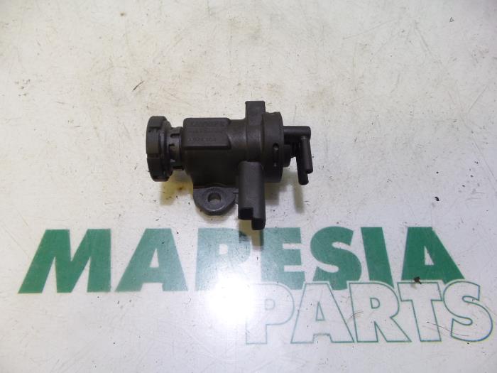 Gebruikte Vacuumpomp (Diesel) Peugeot Expert (222/224) 2.0 HDi 90 Prijs € 24,95 Margeregeling aangeboden door Maresia Parts