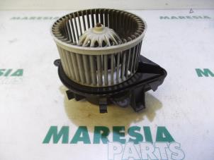 Gebruikte Chaufage Ventilatiemotor Fiat Punto II (188) 1.2 60 S 3-Drs. Prijs € 25,00 Margeregeling aangeboden door Maresia Parts