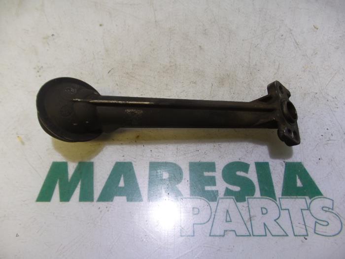 Gebruikte Oliepomp Renault Clio II (BB/CB) 1.2 Prijs € 25,00 Margeregeling aangeboden door Maresia Parts