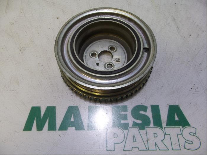 Gebruikte Krukas Poelie Fiat Grande Punto (199) 1.4 Prijs € 24,95 Margeregeling aangeboden door Maresia Parts