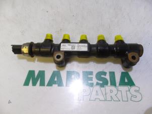 Gebruikte Verstuiver brug Peugeot 307 Break (3E) 1.6 HDiF 110 16V Prijs € 30,00 Margeregeling aangeboden door Maresia Parts