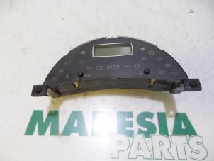 Gebruikte Display Interieur Citroen C8 (EA/EB) 2.0 HDi 16V Prijs € 20,00 Margeregeling aangeboden door Maresia Parts