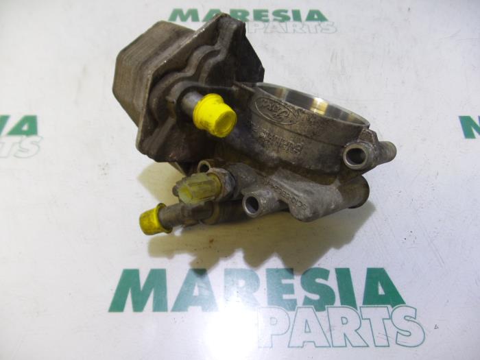 Gebruikte Oliefilterhouder Citroen Jumper (U9) 2.2 HDi 100 Prijs € 105,00 Margeregeling aangeboden door Maresia Parts