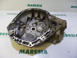Gebruikte Carterpan Renault Clio III (BR/CR) 1.6 16V Prijs € 50,00 Margeregeling aangeboden door Maresia Parts