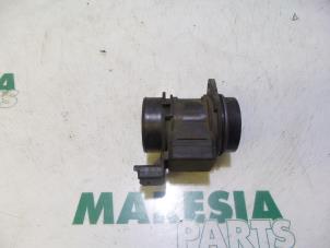 Gebruikte Luchthoeveelheidsmeter Citroen C3 Pluriel (HB) 1.4 HDi Prijs € 50,00 Margeregeling aangeboden door Maresia Parts