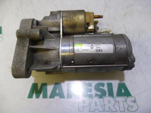 Gebruikte Startmotor Renault Espace (JK) 2.2 dCi 16V Prijs € 50,00 Margeregeling aangeboden door Maresia Parts