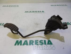 Gebruikte Sensor Gaspedaalpositie Peugeot Boxer (244) 2.8 HDi 127 Prijs € 35,00 Margeregeling aangeboden door Maresia Parts