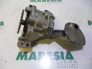 Gebruikte Oliepomp Citroen Jumper (U5/ZB) 2.2 HDi Prijs € 105,00 Margeregeling aangeboden door Maresia Parts