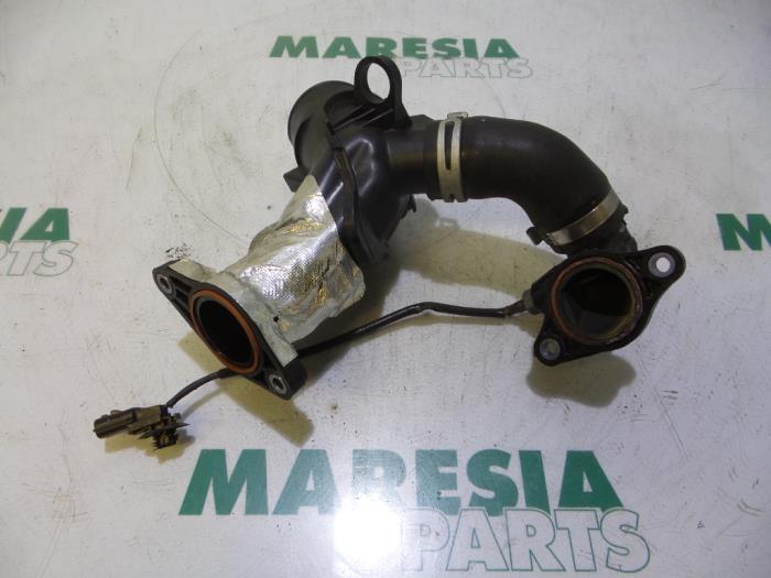 Gebruikte Inlaatspruitstuk Renault Megane III Grandtour (KZ) 1.5 dCi 110 Prijs € 30,00 Margeregeling aangeboden door Maresia Parts