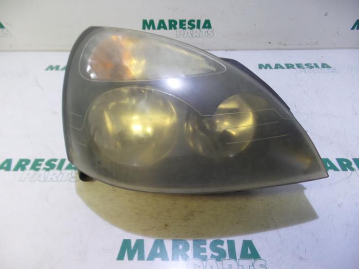 RENAULT Clio 2 generation (1998-2013) Front Right Headlight 7701054063 19399514