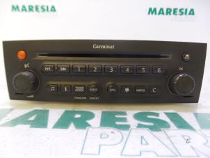 Gebruikte Radio CD Speler Renault Grand Scénic II (JM) 1.9 dCi 120 Prijs € 168,00 Margeregeling aangeboden door Maresia Parts