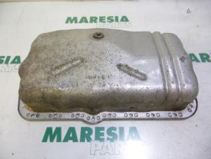 Gebruikte Carterpan Renault Master II (FD/HD) 2.2 dCi 16V Prijs € 25,00 Margeregeling aangeboden door Maresia Parts