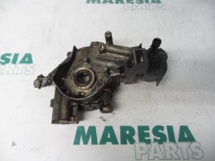 Gebruikte Oliepomp Fiat Punto Prijs € 90,00 Margeregeling aangeboden door Maresia Parts