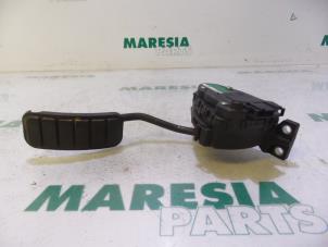 Gebruikte Gaspedaalpositie Sensor Renault Master III (FD/HD) 2.2 dCi 16V Prijs € 35,00 Margeregeling aangeboden door Maresia Parts