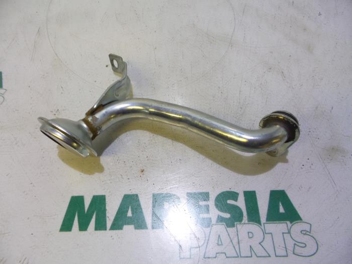 Gebruikte Oliepomp Alfa Romeo 159 Sportwagon (939BX) 1.9 JTDm Prijs € 25,00 Margeregeling aangeboden door Maresia Parts