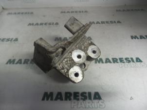 Gebruikte Motorsteun Fiat Punto III (199) 1.4 Prijs € 20,00 Margeregeling aangeboden door Maresia Parts