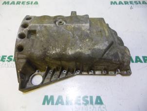 Gebruikte Carterpan Renault Vel Satis (BJ) 2.0 16V Turbo Prijs € 30,00 Margeregeling aangeboden door Maresia Parts