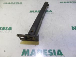 Gebruikte Subframe Peugeot 207/207+ (WA/WC/WM) 1.6 16V RC Turbo Prijs € 20,00 Margeregeling aangeboden door Maresia Parts