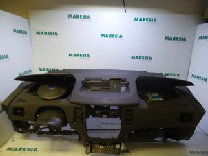 Gebruikte Airbag Set + Module Fiat Idea (350AX) 1.4 16V Prijs € 157,50 Margeregeling aangeboden door Maresia Parts