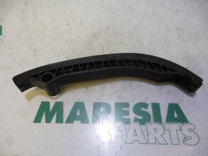 Gebruikte Distributiedeksel Citroen Jumper (U9) 2.2 HDi 120 Prijs € 25,00 Margeregeling aangeboden door Maresia Parts