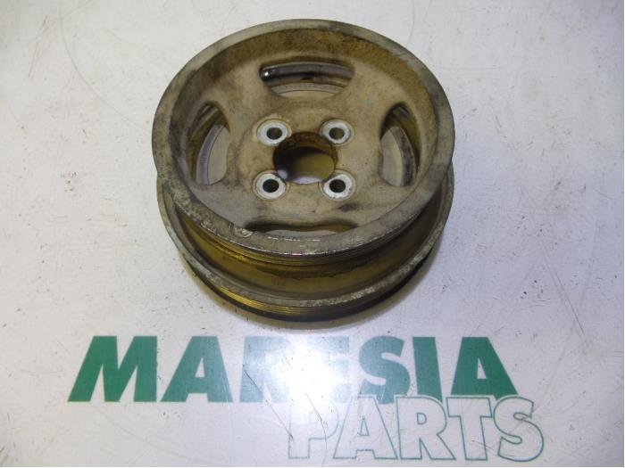 Gebruikte Krukas Poelie Fiat Fiorino (225) 1.3 JTD 16V Multijet Prijs € 50,00 Margeregeling aangeboden door Maresia Parts