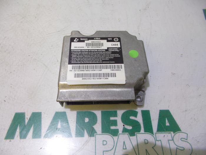 Gebruikte Module Airbag Fiat Stilo (192A/B) 1.8 16V 3-Drs. Prijs € 100,00 Margeregeling aangeboden door Maresia Parts