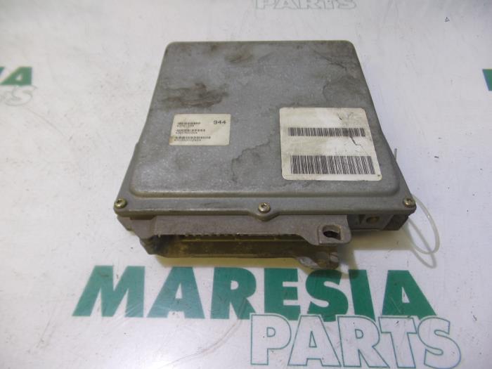Gebruikte Computer Motormanagement Peugeot 106 I 1.0i Prijs € 50,00 Margeregeling aangeboden door Maresia Parts