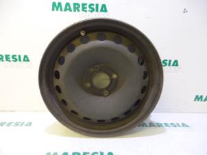 Gebruikte Velg Renault Scénic II (JM) 1.5 dCi 105 FAP Prijs € 25,00 Margeregeling aangeboden door Maresia Parts